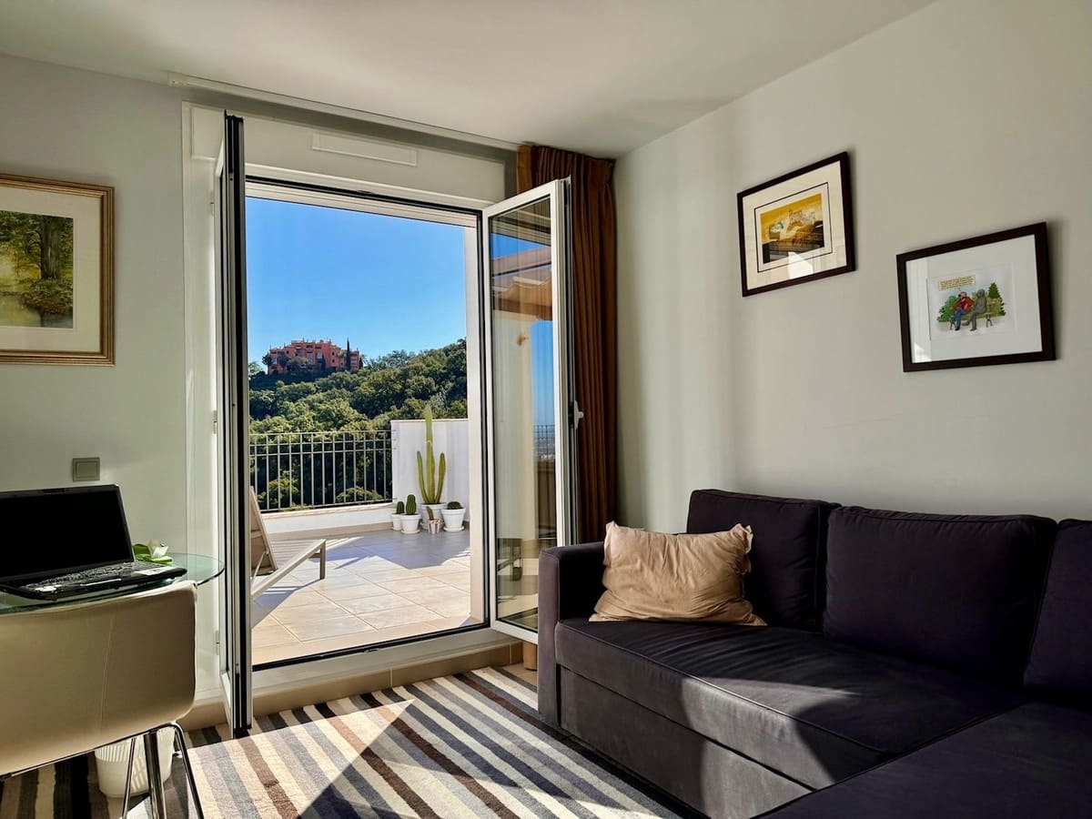 Ático de 3 habitaciones en La Mairena en venta con piscina garaje - 499.000 € (Ref: 9479075)