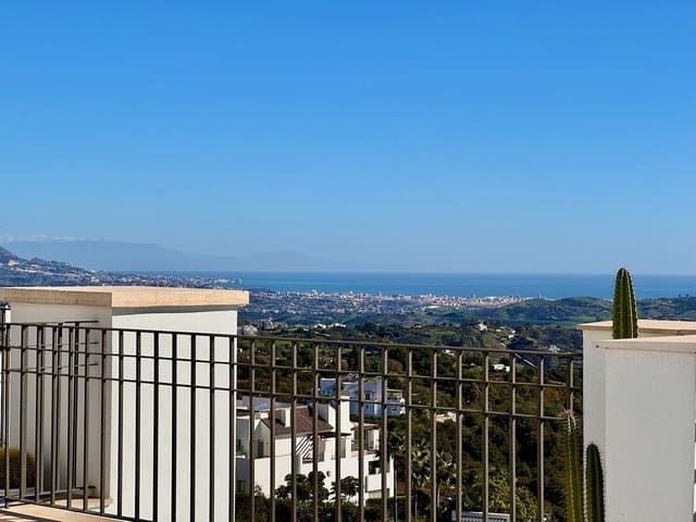 Ático de 3 habitaciones en La Mairena, Ojen en venta con piscina garaje - 499.000 € (Ref: 9479075)