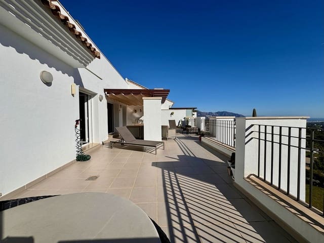 Ático de 3 habitaciones en La Mairena, Ojen en venta con piscina garaje - 499.000 € (Ref: 9479075)