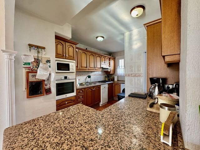 2 slaapkamer Huis te koop in Benalmádena pueblo, Benalmádena met zwembad - € 375.000 (Ref: 9494155)