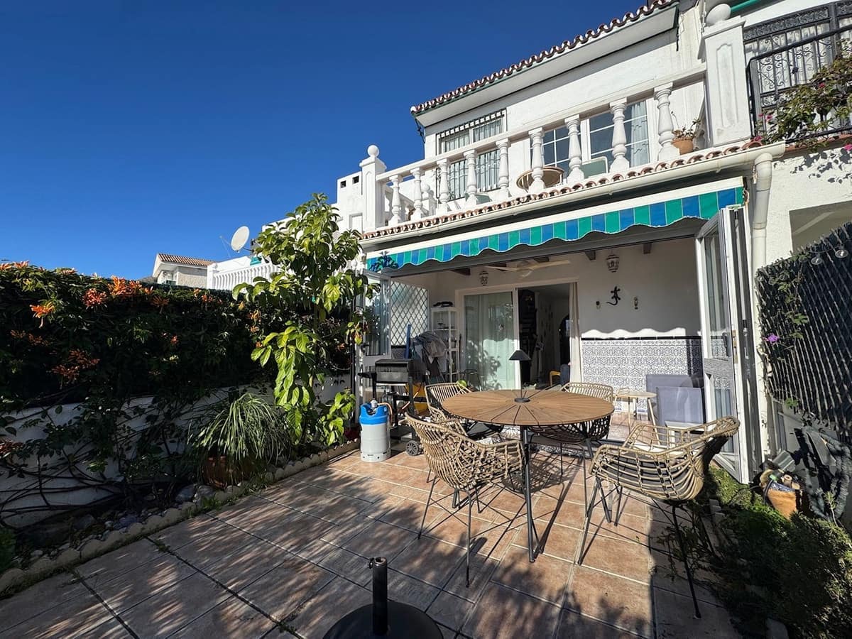 2 chambre Maison de Ville à vendre à Benalmadena avec piscine - 373 000 € (Ref: 9494155)
