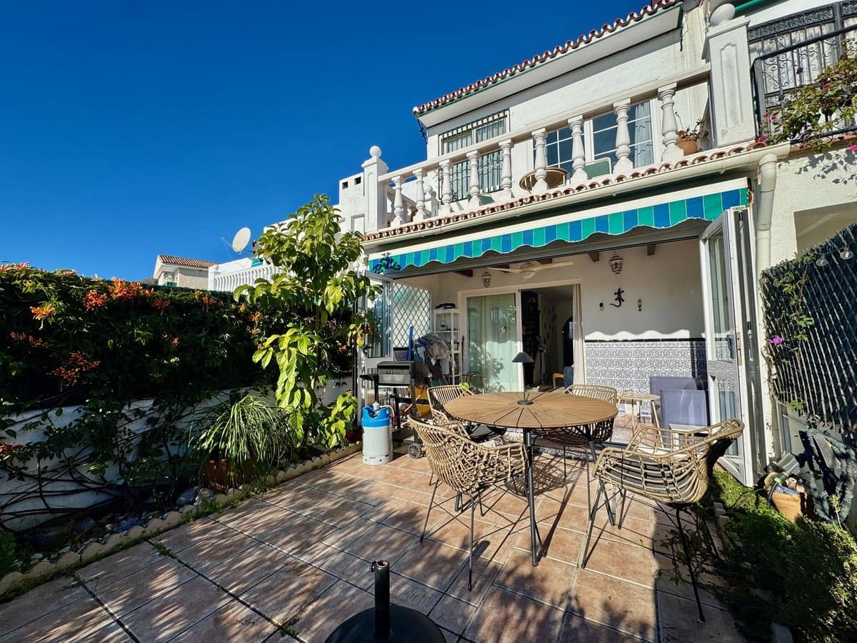 2 chambre Maison de Ville à vendre à Benalmadena avec piscine - 373 000 € (Ref: 9494155)