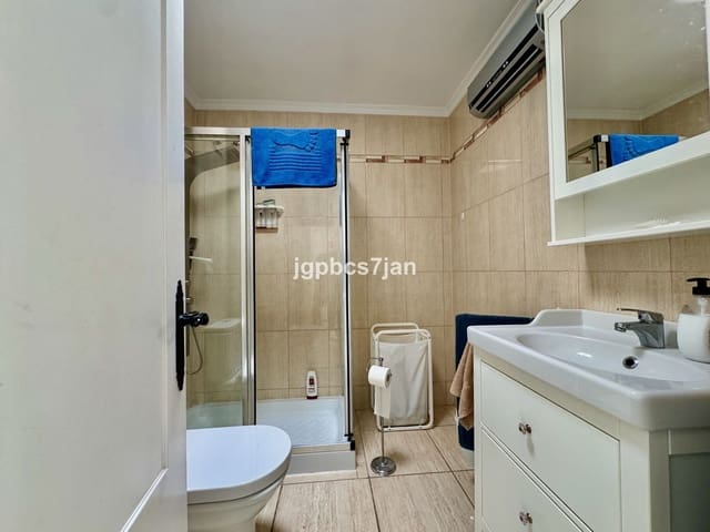 2 sovrum Hus till salu i Benalmádena pueblo, Benalmádena med pool garage - 349 990 € (Ref: 9494155)