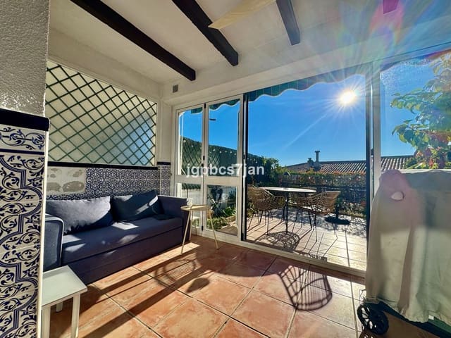 2 sovrum Hus till salu i Benalmádena pueblo, Benalmádena med pool garage - 349 990 € (Ref: 9494155)