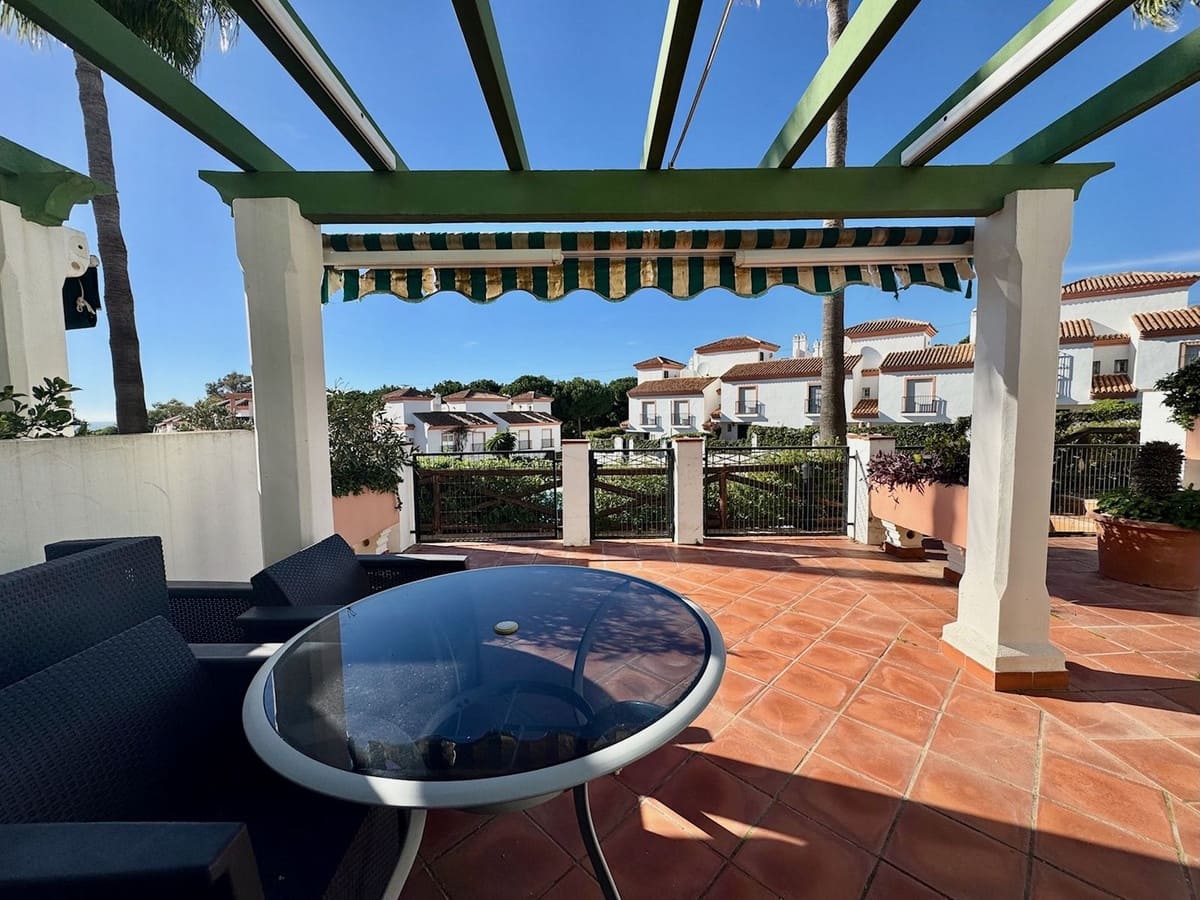 3 quarto Casa em Banda para venda em Cabopino com piscina - 529 000 € (Ref: 9499632)