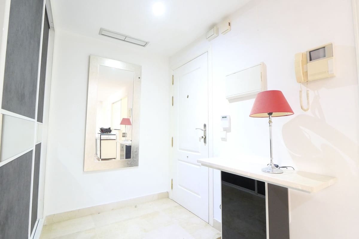 2 sypialnia Apartament na sprzedaż w Riviera del Sol z basenem garażem - 349 000 € (Ref: 9516473)