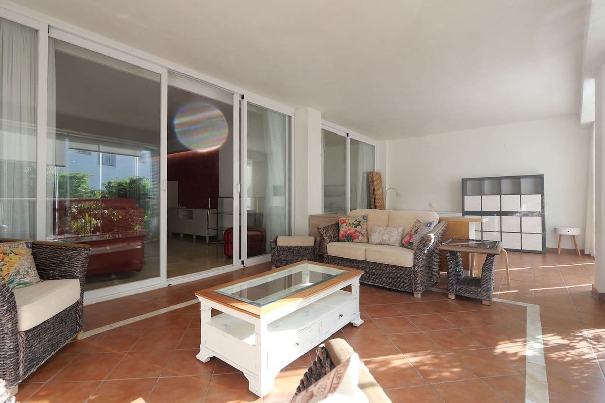 2 sypialnia Apartament na sprzedaż w Riviera del Sol z basenem garażem - 349 000 € (Ref: 9516473)