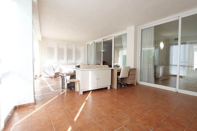 2 chambre Appartement à vendre à Riviera del Sol, Mijas avec piscine garage - 349 000 € (Ref: 9516473)