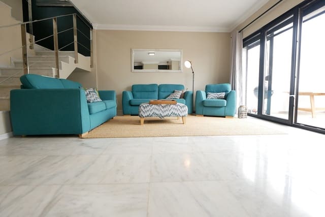 3 sypialnia Dom na sprzedaż w La Mairena, Ojen z basenem garażem - 599 000 € (Ref: 9523589)