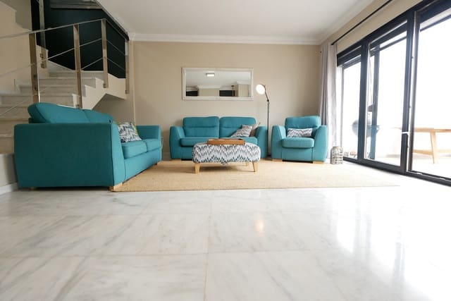 3 bedroom Townhouse for rent in La Mairena, Ojen with pool garage - € 2,200 (Ref: 9523590)