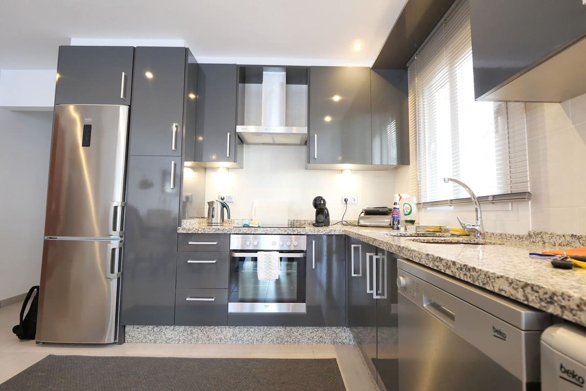 2 makuuhuone Huoneisto myytävänä paikassa Calahonda mukana uima-altaan - 349 000 € (Ref: 9547412)