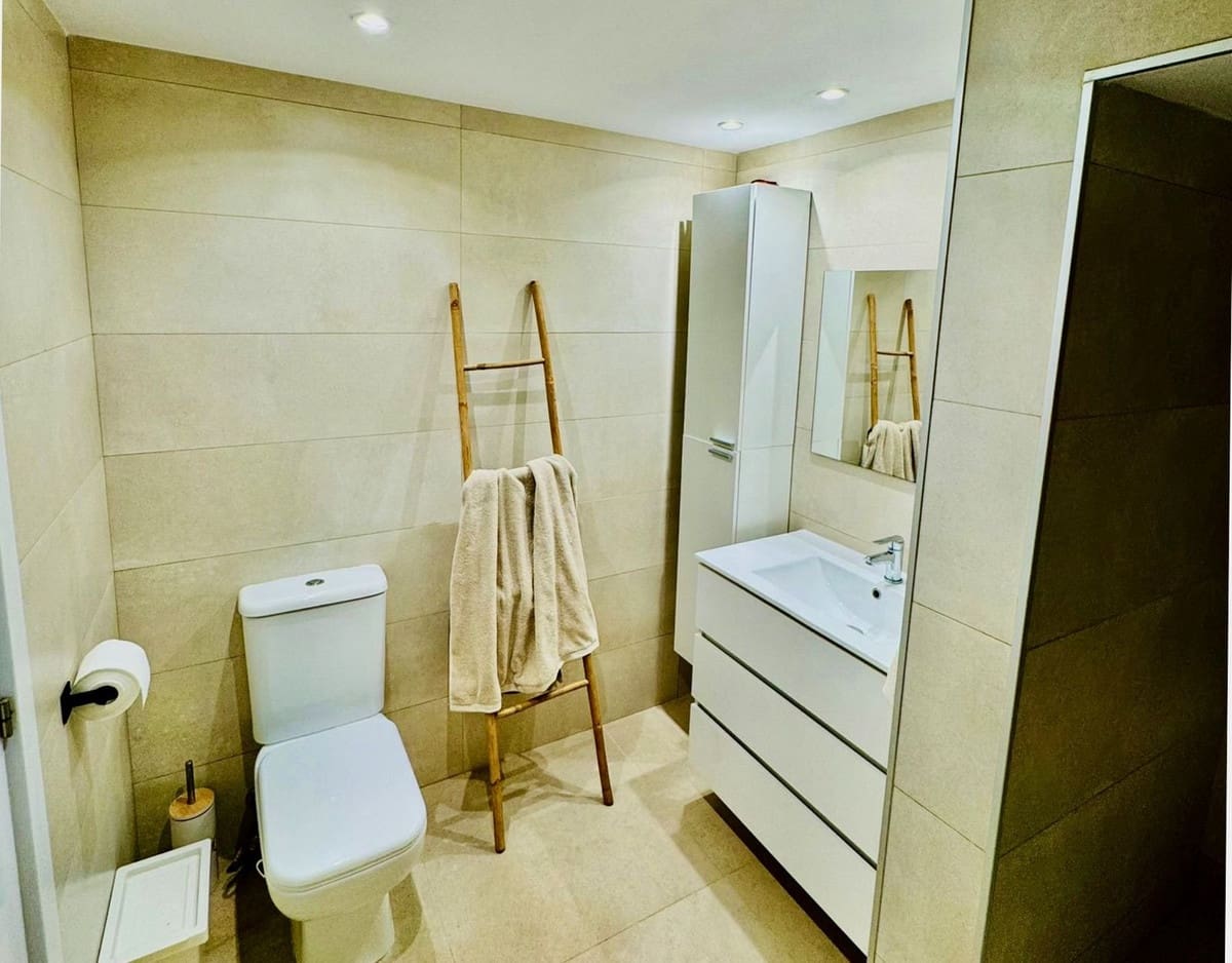 3 bedroom Townhouse for sale in Cabopino with pool - € 549,000 (Ref: 9557440)