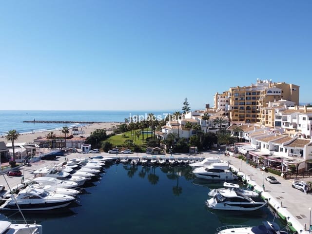 3 chambre Maison de Ville à vendre à Cabopino, Marbella avec piscine - 549 000 € (Ref: 9557440)