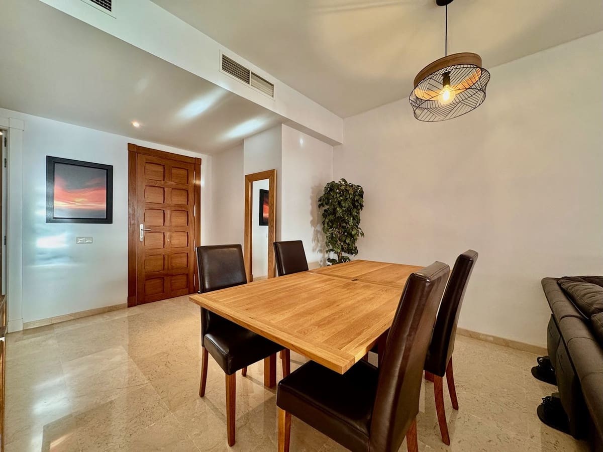 2 bedroom Apartment for sale in Calahonda with pool garage - € 339,900 (Ref: 9659809)