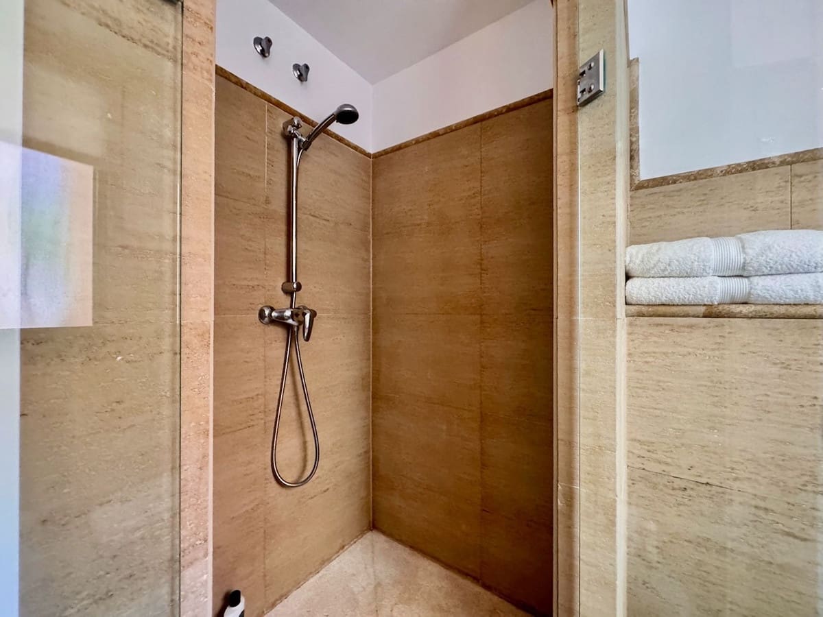 2 soveværelse Lejlighed til salg i Calahonda med swimmingpool garage - € 339.900 (Ref: 9659809)
