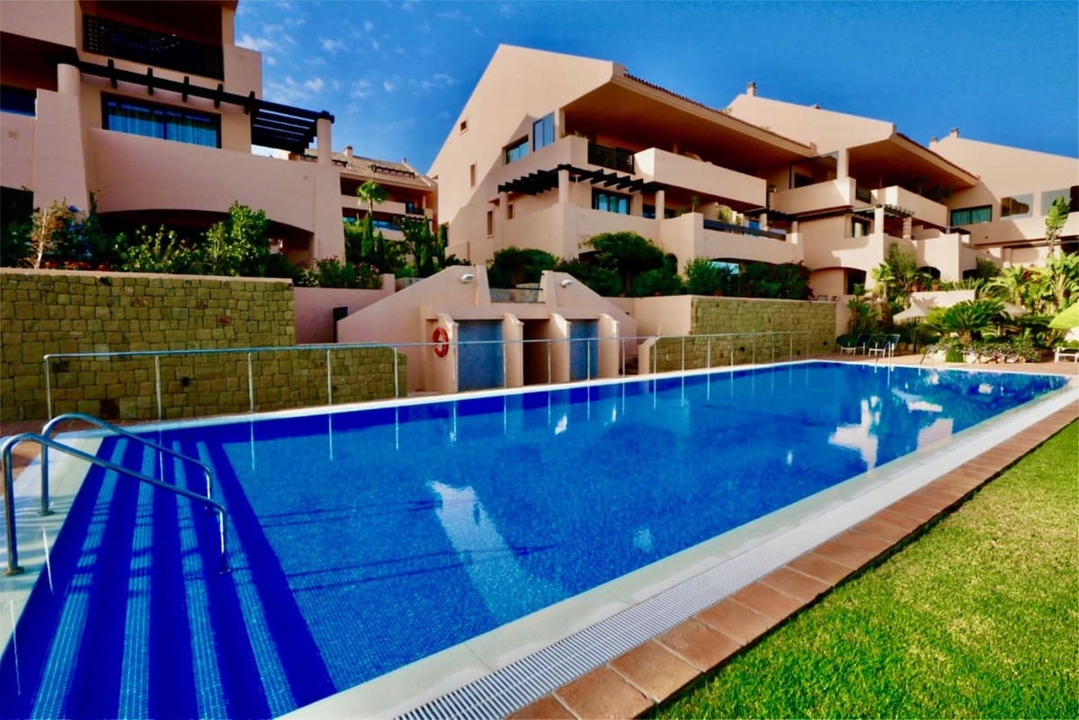 2 soveværelse Lejlighed til salg i Calahonda med swimmingpool garage - € 339.900 (Ref: 9659809)