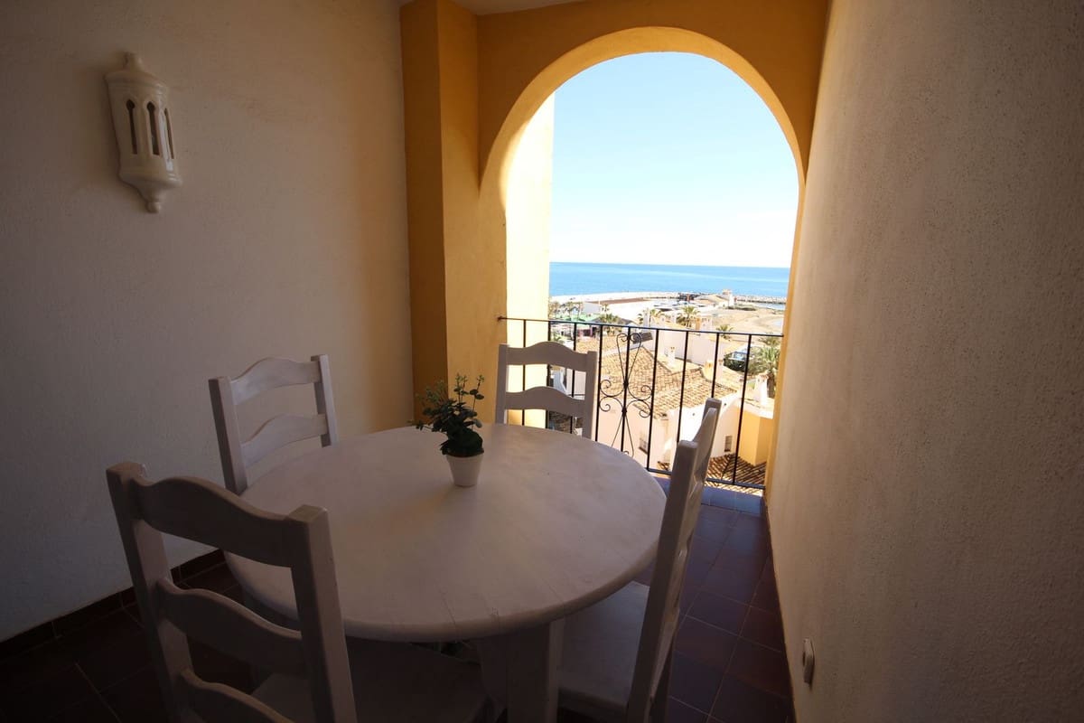 1 bedroom Apartment for sale in Cabopino with pool garage - € 485,000 (Ref: 9672124)