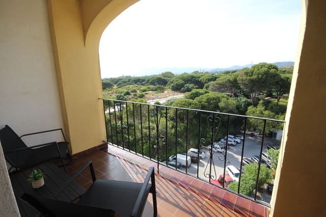 1 soveværelse Lejlighed til salg i Cabopino, Marbella med swimmingpool - € 415.000 (Ref: 9672124)