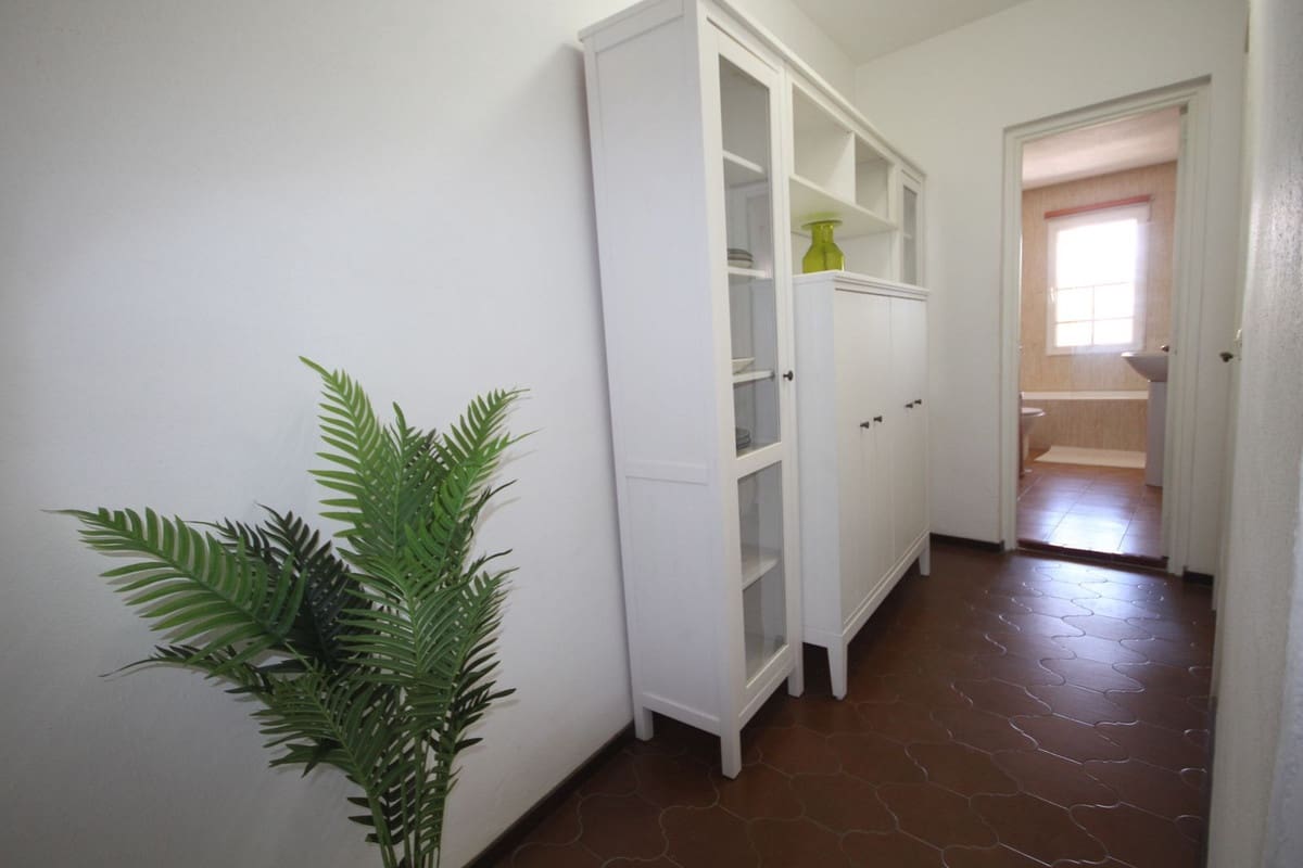 1 bedroom Apartment for sale in Cabopino with pool - € 415,000 (Ref: 9672124)
