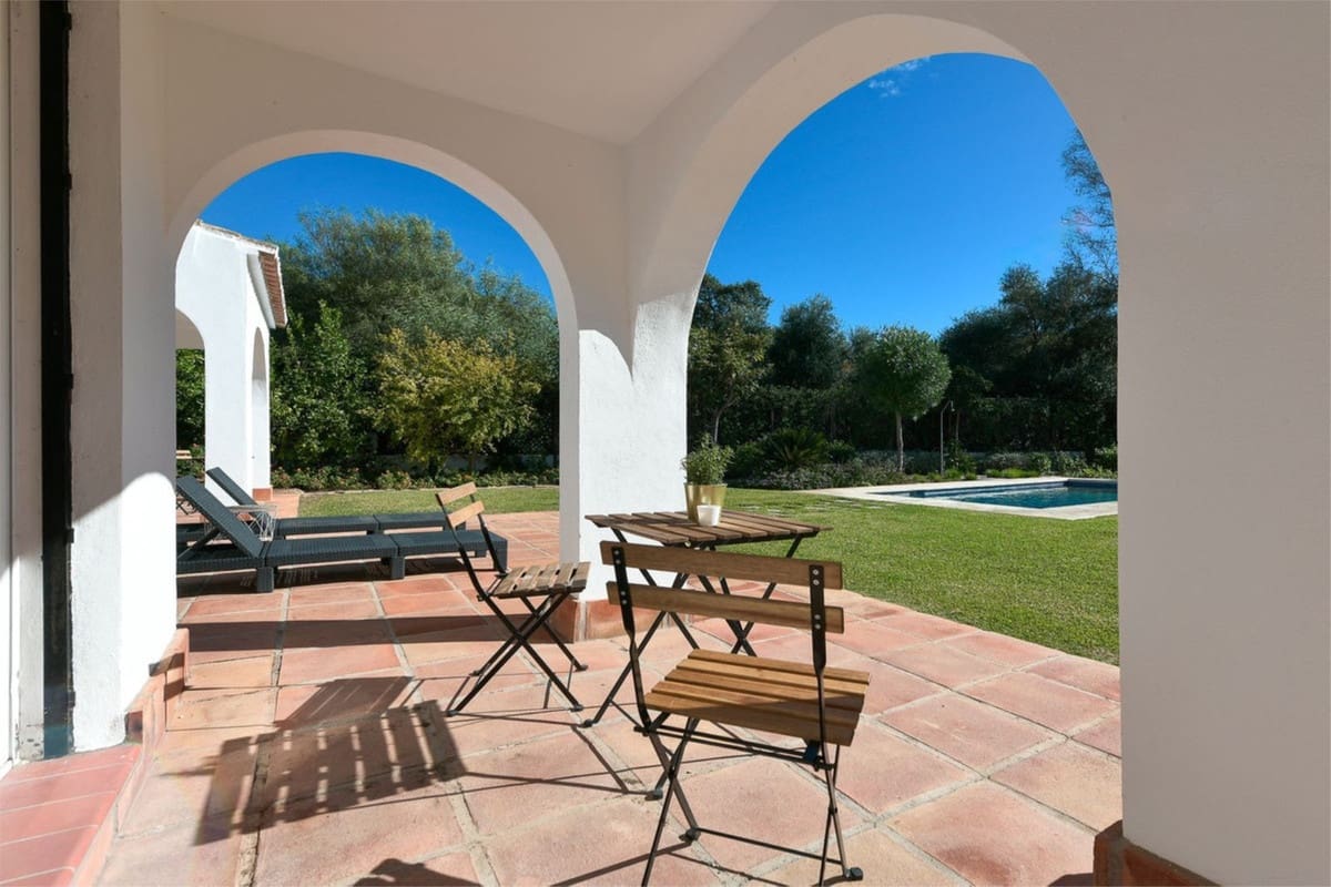 3 slaapkamer Villa te koop in Cabopino - € 1.299.999 (Ref: 9682204)