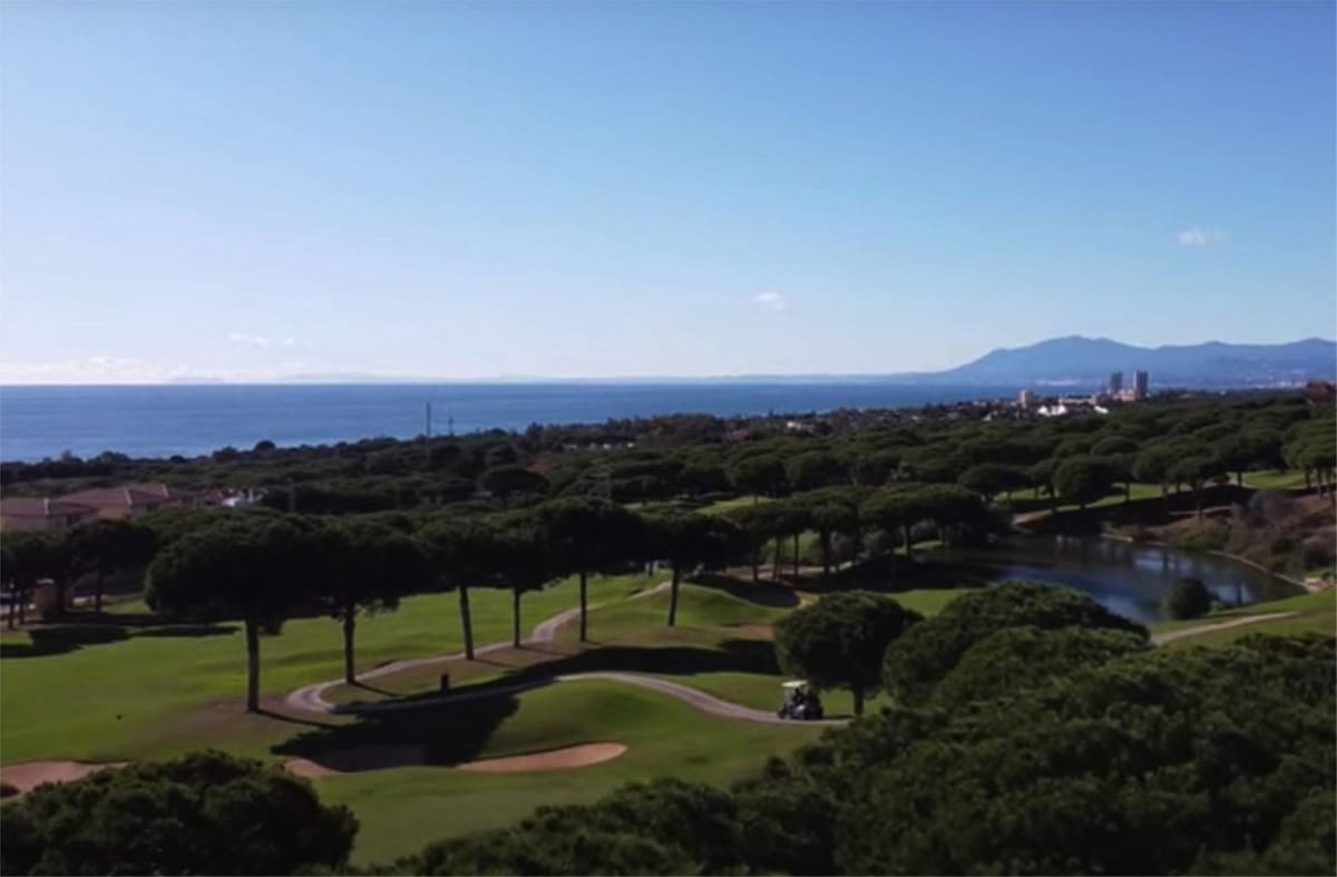 3 bedroom Villa for sale in Cabopino - € 1,299,999 (Ref: 9682204)