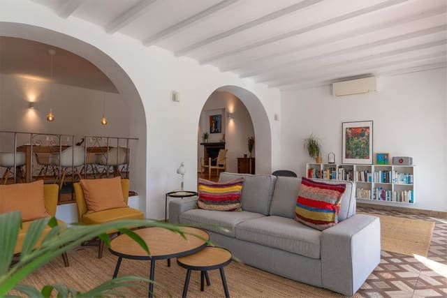 3 sovrum Villa till salu i Cabopino, Marbella - 1 299 999 € (Ref: 9682204)