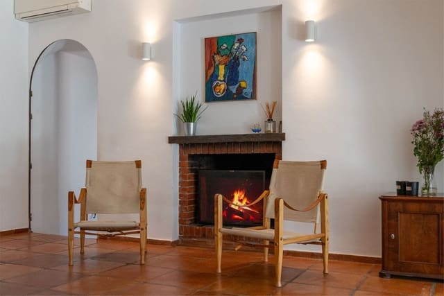 3 sovrum Villa till salu i Cabopino, Marbella - 1 299 999 € (Ref: 9682204)
