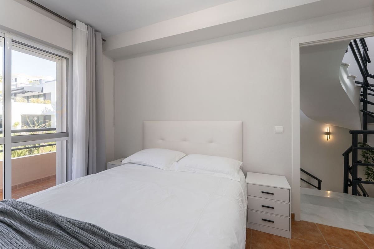 3 bedroom Townhouse for sale in Cabopino with pool - € 649,000 (Ref: 9697757)