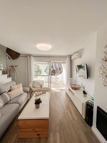 2 soveværelse Semi-Rækkehus til salg i Cabopino, Marbella med swimmingpool - € 359.000 (Ref: 9697827)