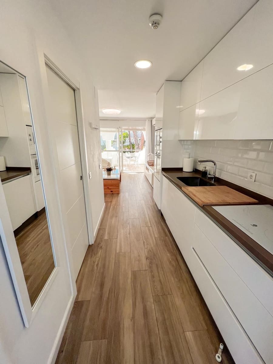 2 chambre Villa/Maison Semi-Mitoyenne à vendre à Cabopino avec piscine - 359 000 € (Ref: 9697827)