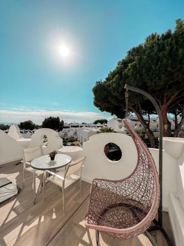 2 soverom Kjedet enebolig til salgs i Cabopino, Marbella med svømmebasseng - € 359 000 (Ref: 9697827)