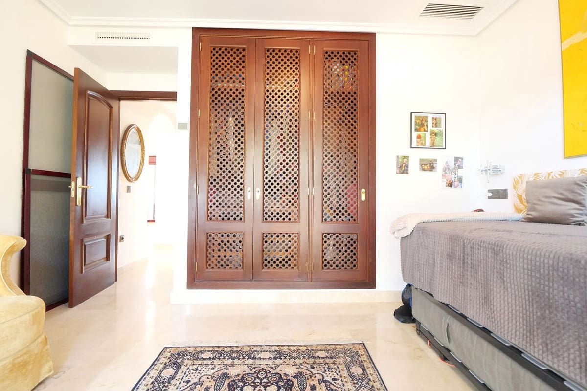 2 quarto Apartamento para venda em La Mairena com piscina garagem - 399 000 € (Ref: 9721044)