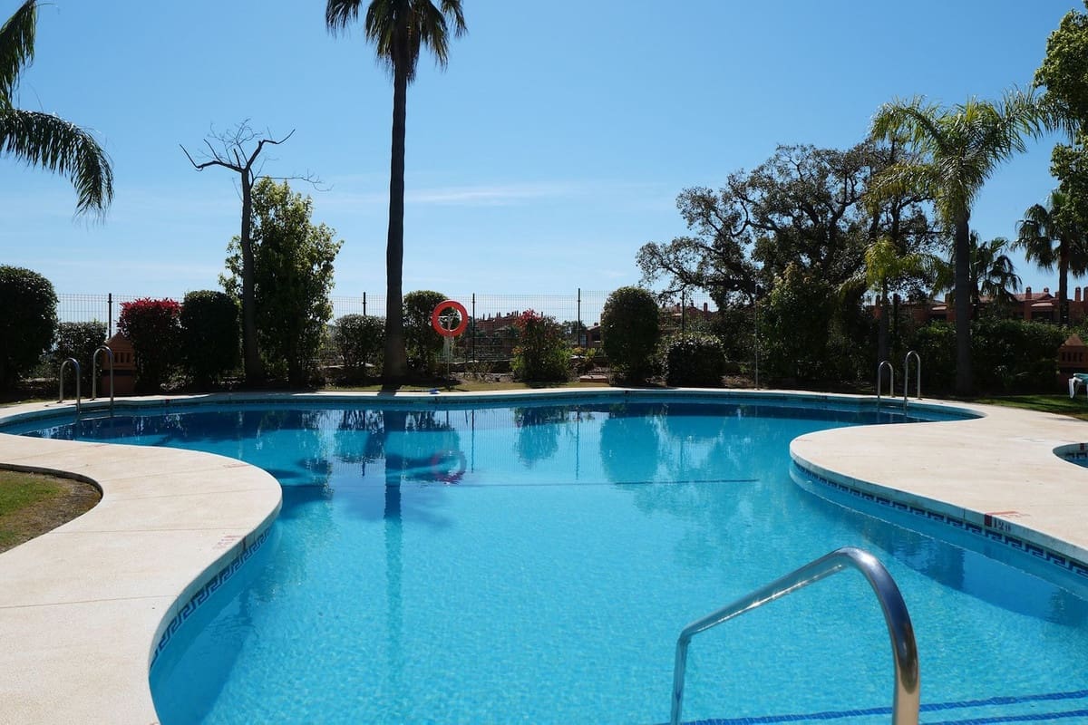 2 quarto Apartamento para venda em La Mairena com piscina garagem - 399 000 € (Ref: 9721044)