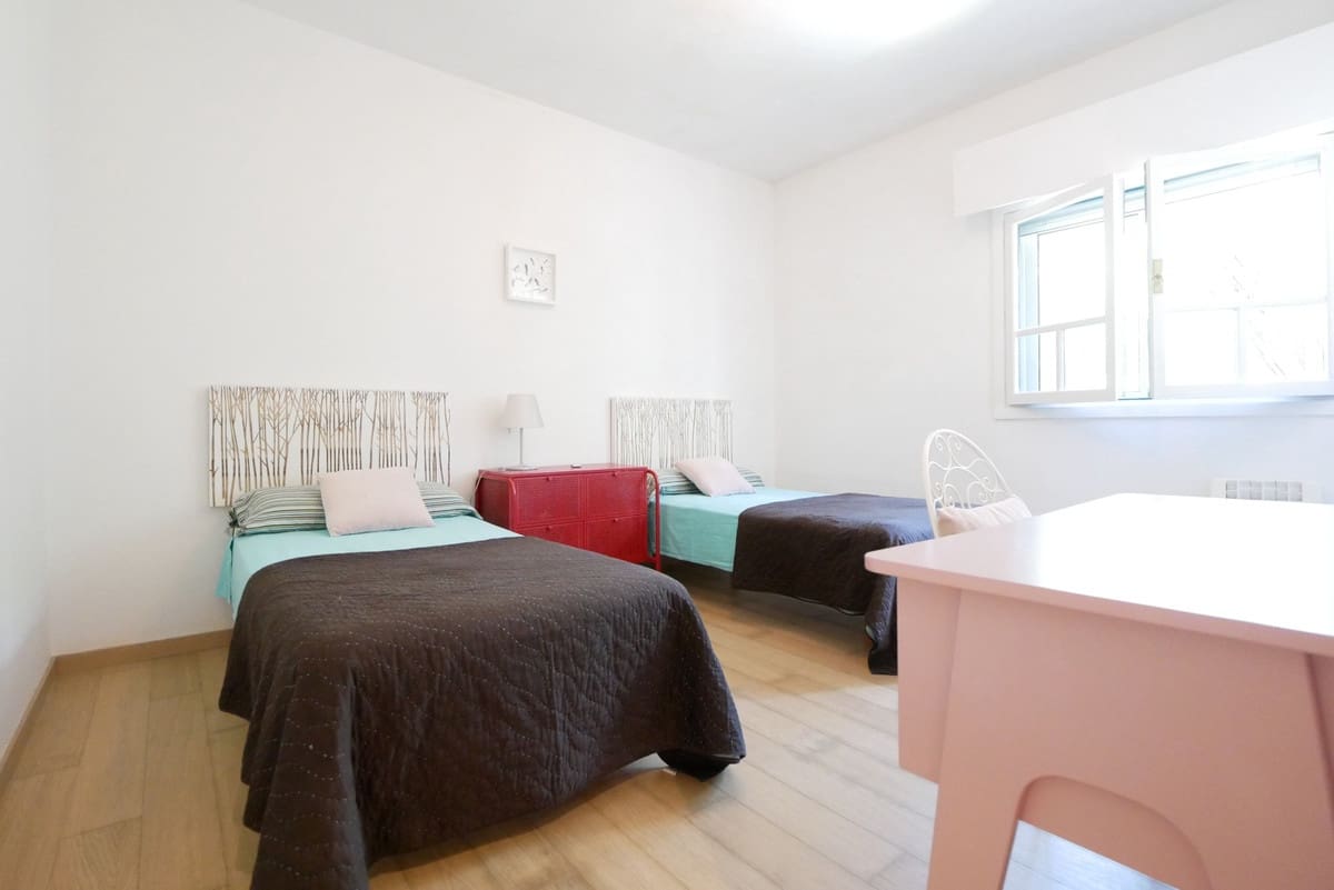 3 soveværelse Lejlighed til salg i Cabopino med swimmingpool garage - € 850.000 (Ref: 9802793)