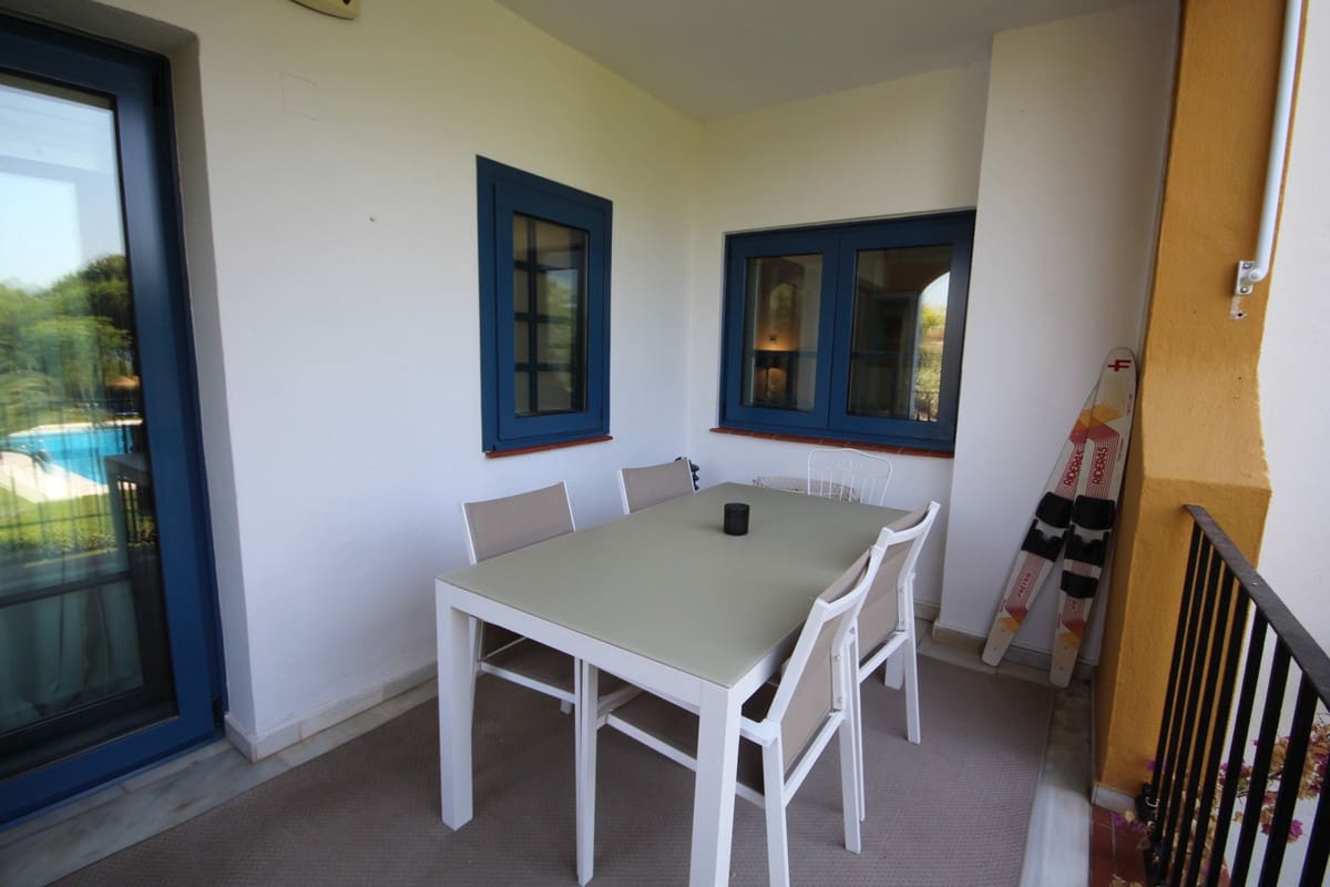 3 soveværelse Lejlighed til salg i Cabopino med swimmingpool garage - € 850.000 (Ref: 9802793)