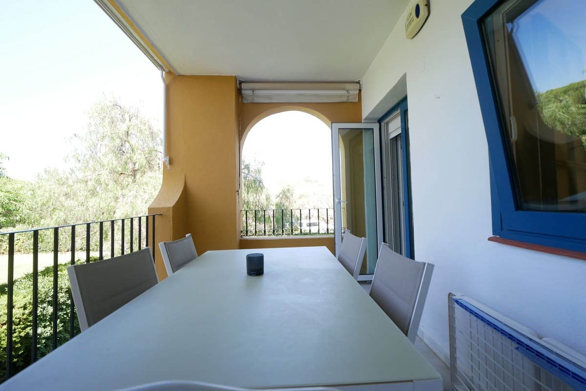 3 soveværelse Lejlighed til salg i Cabopino med swimmingpool garage - € 850.000 (Ref: 9802793)