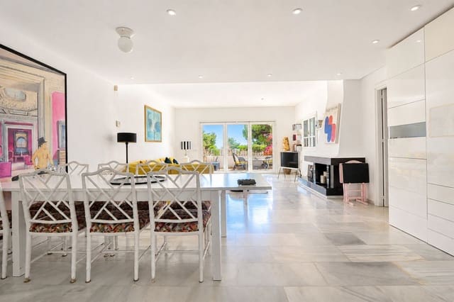 3 slaapkamer Appartement te koop in Cabopino, Marbella met zwembad - € 835.000 (Ref: 9802793)