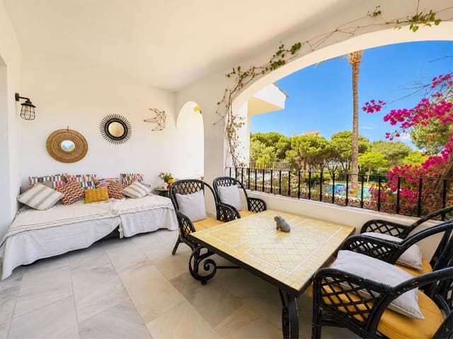3 slaapkamer Appartement te koop in Cabopino, Marbella met zwembad - € 835.000 (Ref: 9802793)