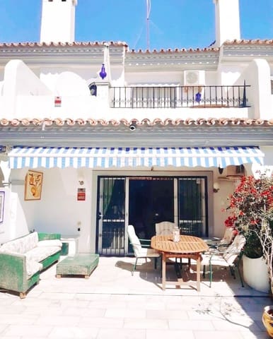5 soverom Hus til salgs i Cabopino, Marbella med svømmebasseng garasje - € 943 000 (Ref: 9827644)