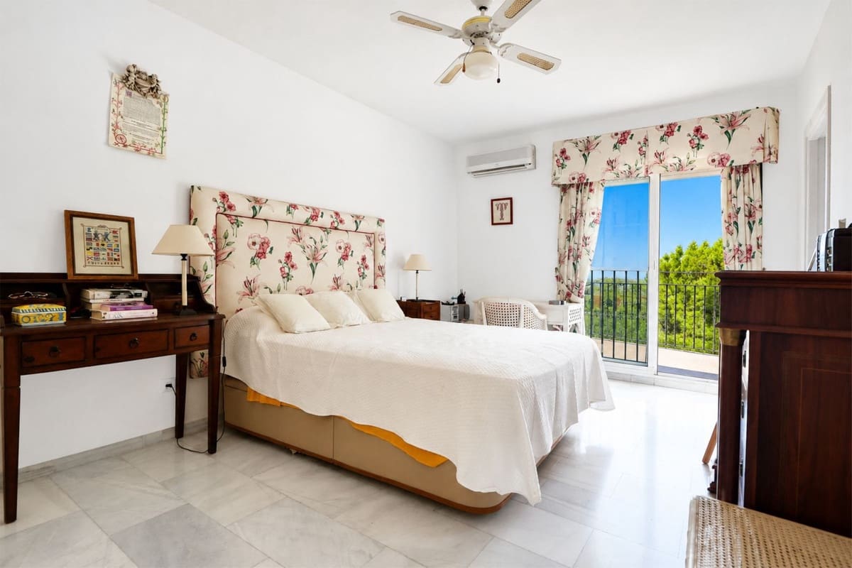 5 camera da letto Casa in vendita in Cabopino con piscina garage - 943.000 € (Rif: 9827644)