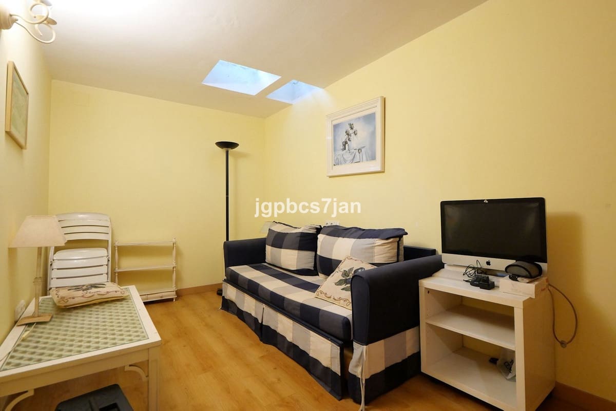 5 sovrum Hus till salu i Cabopino med pool garage - 943 000 € (Ref: 9827644)