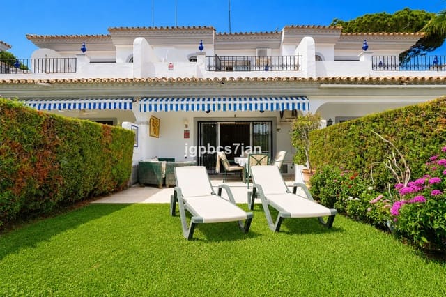 5 soverom Hus til salgs i Cabopino, Marbella med svømmebasseng garasje - € 943 000 (Ref: 9827644)