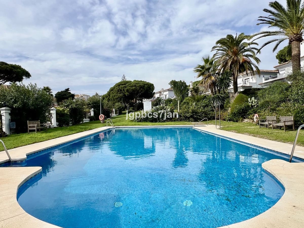 5 sovrum Hus till salu i Cabopino med pool garage - 943 000 € (Ref: 9827644)