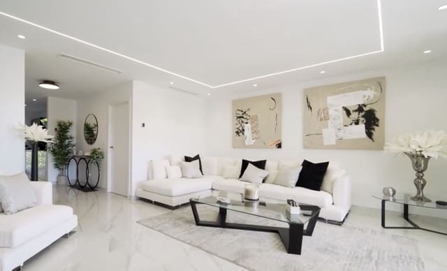 3 soveværelse Lejlighed til salg i Cabopino, Marbella med swimmingpool garage - € 1.499.000 (Ref: 9848073)