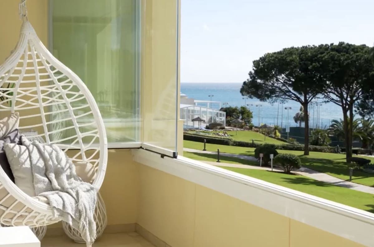 3 soveværelse Lejlighed til salg i Cabopino med swimmingpool garage - € 1.499.000 (Ref: 9848073)