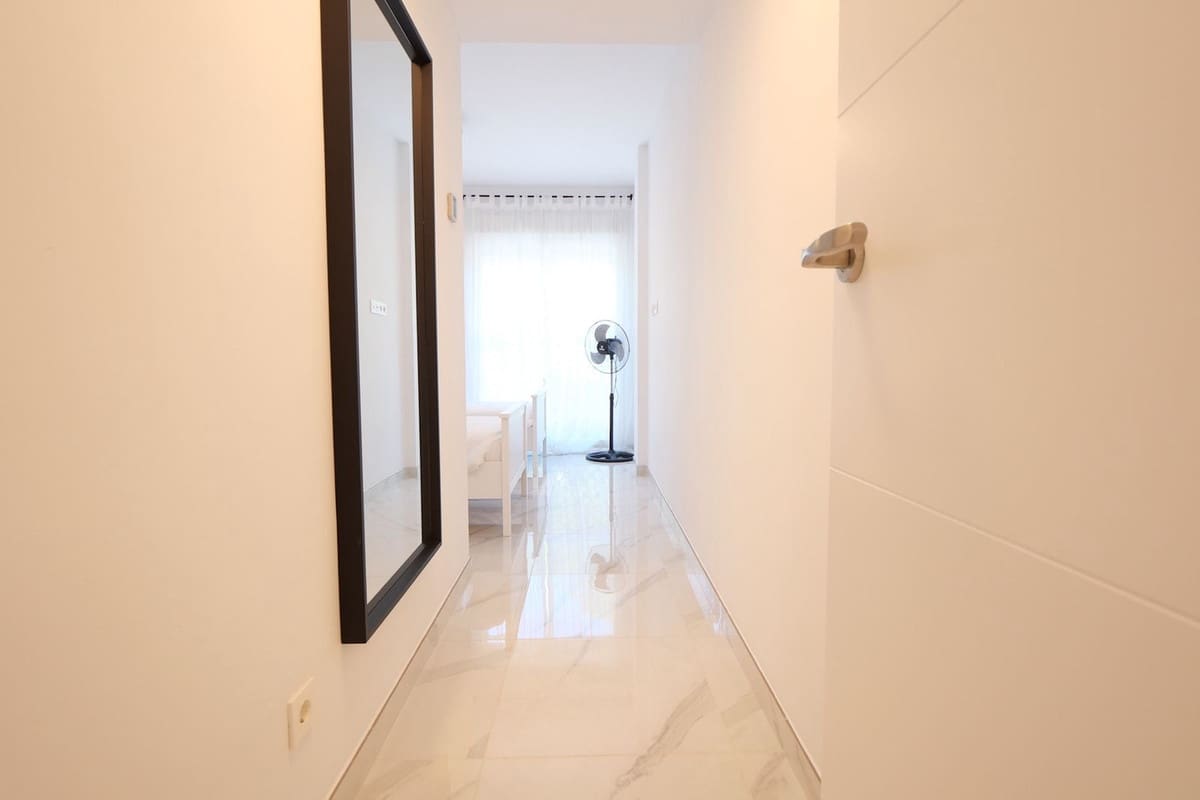 3 bedroom Apartment for sale in Cabopino with pool garage - € 1,350,000 (Ref: 9848073)
