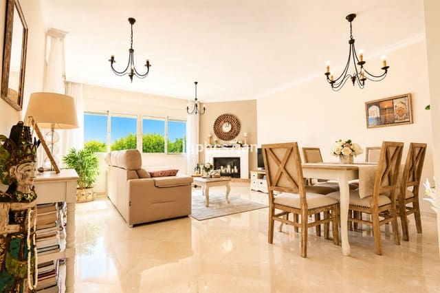 2 bedroom Apartment for sale in La Mairena, Ojen with pool garage - € 385,000 (Ref: 9875455)