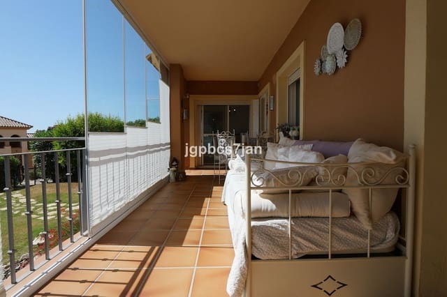 2 bedroom Apartment for sale in La Mairena, Ojen with pool garage - € 385,000 (Ref: 9875455)