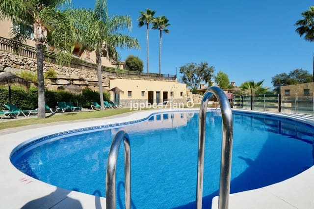 2 bedroom Apartment for sale in La Mairena, Ojen with pool garage - € 385,000 (Ref: 9875455)