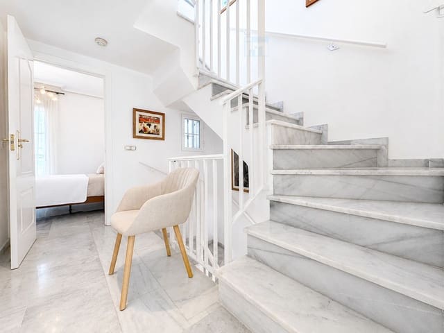 3 soveværelse Byhus til salg i Cabopino, Marbella med swimmingpool garage - € 569.000 (Ref: 9891039)